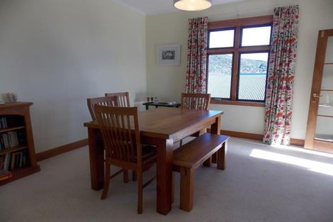 Photo of property in 132 Messines Road, Karori, Wellington, 6012