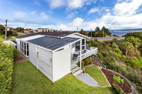 Photo of property in 32 Shepherd Road, Waipahihi, Taupo, 3330