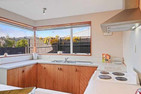 Photo of property in 2/5 Tuscany Place, Beckenham, Christchurch, 8023