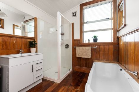 Photo of property in 653 Marine Parade, Napier South, Napier, 4110