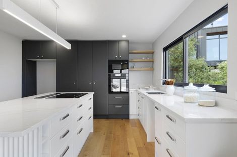 Photo of property in 7 Hatherly Lane, Mount Pleasant, Christchurch, 8081