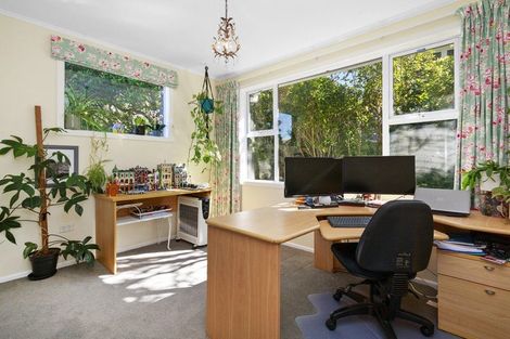Photo of property in 16 Mascot Street, Tawa, Wellington, 5028
