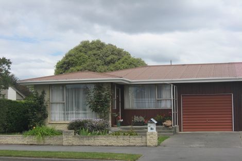 Photo of property in 2/4 Quinton Place, Bishopdale, Christchurch, 8053