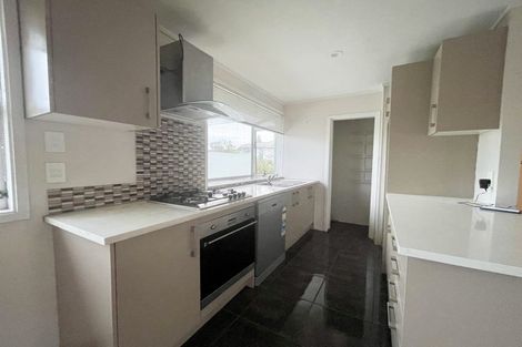 Photo of property in 1/97a Nile Road, Milford, Auckland, 0620