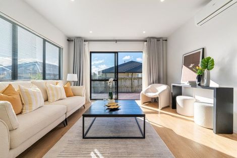 Photo of property in 6 Twin Parks Rise, Papakura, 2110