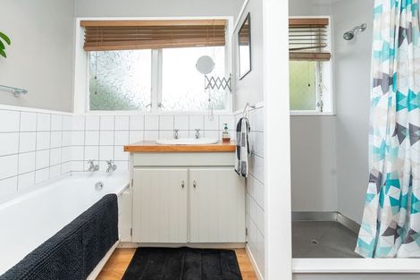 Photo of property in 6 Houchens Road, Glenview, Hamilton, 3206