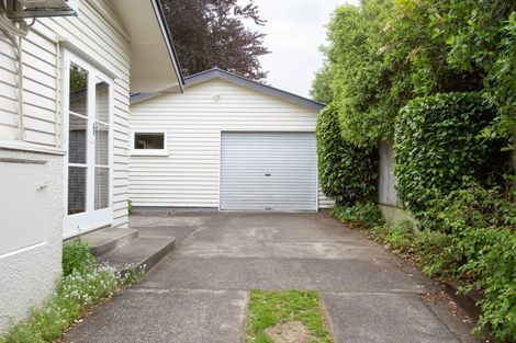 Photo of property in 3 Chamberlain Street, Dannevirke, 4930