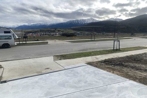 Photo of property in 70 Spur Ridge Rise, Jacks Point, 9371