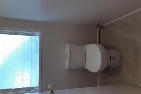 Photo of property in 1 Phillipa Place, Browns Bay, Auckland, 0630