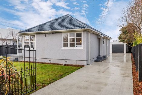 Photo of property in 139 Aorangi Road, Bryndwr, Christchurch, 8053