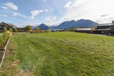 Photo of property in 21 Mckellar Drive, Jacks Point, Queenstown, 9371
