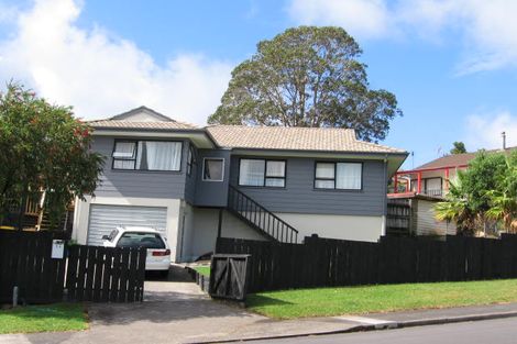 Photo of property in 9 Sungrove Rise, Sunnyvale, Auckland, 0612