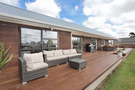 Photo of property in 455b State Highway 1, Bulls, 4894