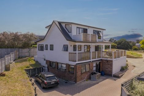 Photo of property in 9 Britannia Dell, Pauanui, Hikuai, 3579