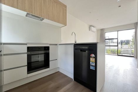 Photo of property in 5/25 Jabuka Street, Glen Eden, Auckland, 0602