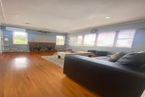 Photo of property in 211 Sturges Road, Henderson, Auckland, 0612