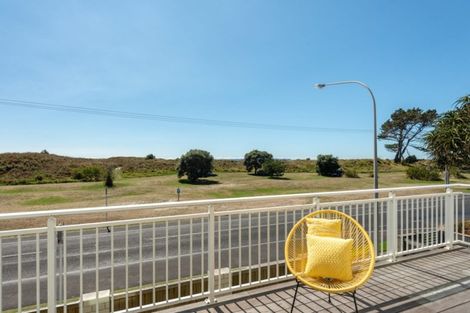 Photo of property in 708a Papamoa Beach Road, Papamoa Beach, Papamoa, 3118