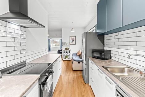 Photo of property in 394 South Road, Caversham, Dunedin, 9012