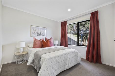 Photo of property in 21 Barwick Place, Huntington, Hamilton, 3210