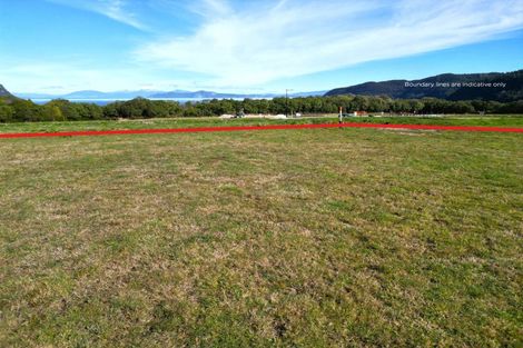 Photo of property in 12 Broadleaf Way, Kinloch, 3377