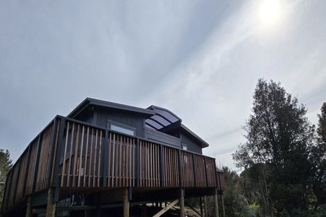 Photo of property in 67 Whites Road, Whitford, Howick, 2571