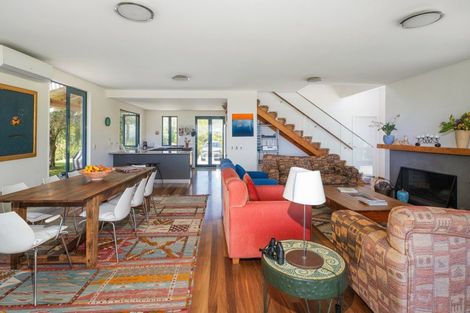 Photo of property in 92 Hahei Beach Road, Hahei, Whitianga, 3591