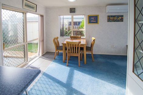Photo of property in 6 Hogg Crescent, Masterton, 5810