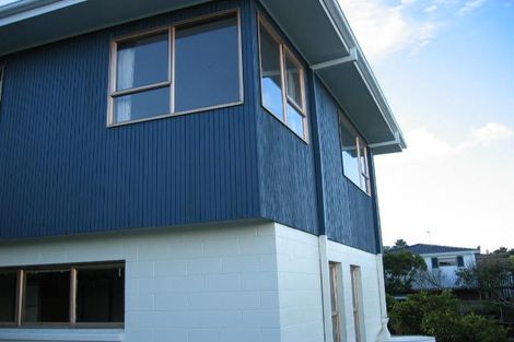 Photo of property in 2/26 Bayview Road, Hauraki, Auckland, 0622