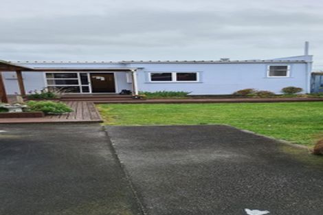 Photo of property in 44 Monckton Street, Feilding, 4702