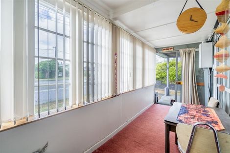 Photo of property in 16 Irving Street, Gore, 9710