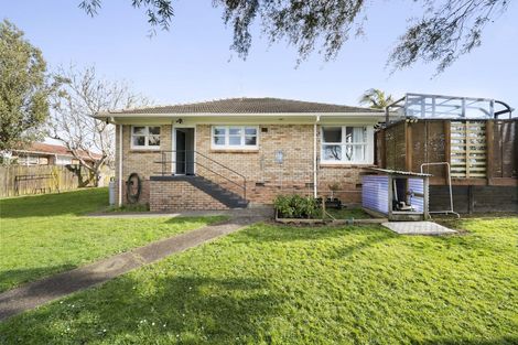 Photo of property in 21 Orams Road, Hillpark, Auckland, 2102
