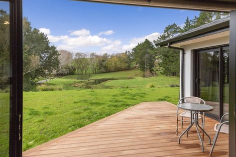 Photo of property in 59 Parrs Road, Hurworth, New Plymouth, 4371