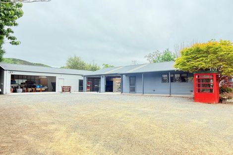 Photo of property in 154 Ohinepanea Road, Pukehina, Te Puke, 3186
