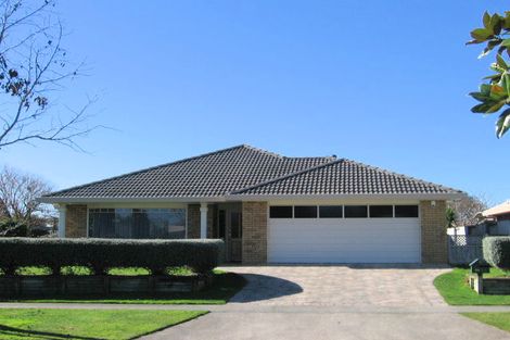 Photo of property in 14 Admiral Crescent, Flagstaff, Hamilton, 3210