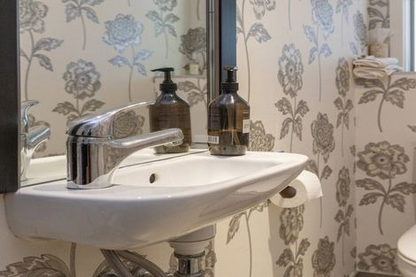 Photo of property in 1/12 Sunset Street, Hilltop, Taupo, 3330