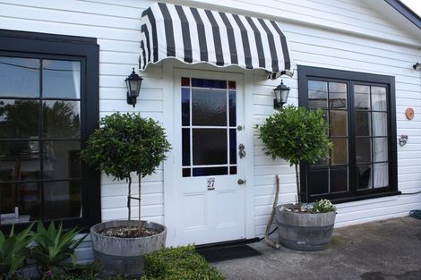 Photo of property in 27 Rauparaha Street, Waikanae Beach, Waikanae, 5036