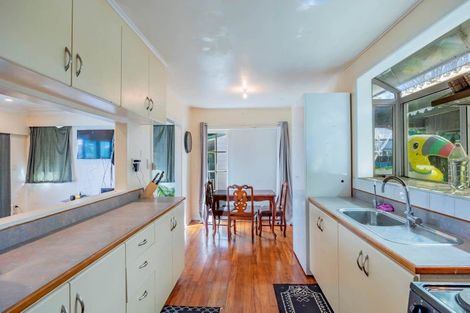 Photo of property in 438 Don Buck Road, Massey, Auckland, 0614