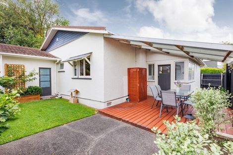 Photo of property in 475 College Street, Hokowhitu, Palmerston North, 4410
