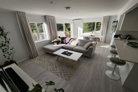 Photo of property in 19a Viridian Lane, Greenhithe, Auckland, 0632