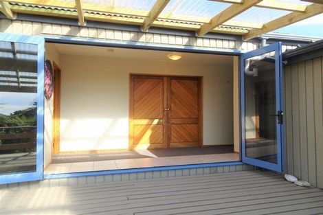 Photo of property in 32 Stanton Crescent, Karoro, Greymouth, 7805