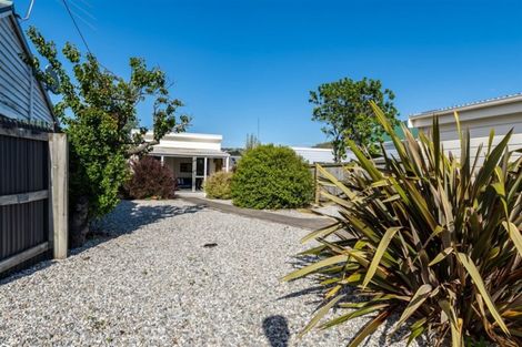Photo of property in 16 Bradshaw Street, South Dunedin, Dunedin, 9012