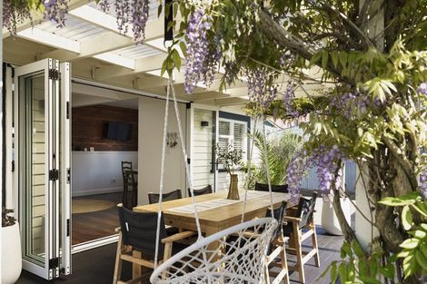 Photo of property in 19a Jull Street, Napier South, Napier, 4110