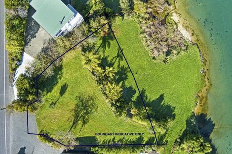 Photo of property in 1735 Queen Charlotte Drive, Linkwater, Picton, 7281
