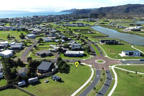 Photo of property in 299 Harbour Drive, Matarangi, Whitianga, 3592