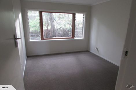 Photo of property in 52 Tinopai Road, Titirangi, Auckland, 0604