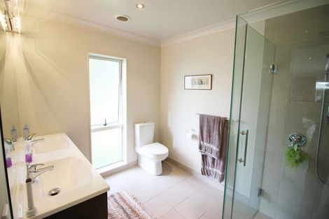 Photo of property in 258 Thornton Road, Cambridge, 3496