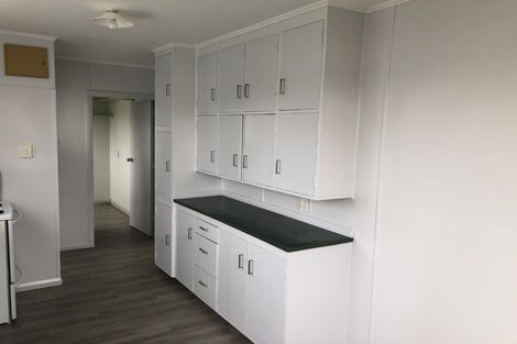 Photo of property in 10-12 Adventure Street, Marfell, New Plymouth, 4310