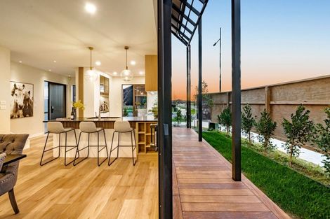 Photo of property in 1 Dorset Down Drive, Karaka, 2580