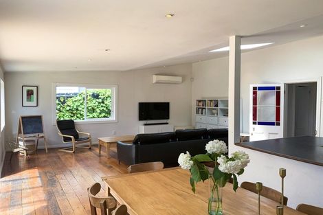 Photo of property in 9 School Road, Morningside, Auckland, 1021