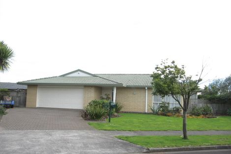 Photo of property in 6 Flora Place, Wattle Downs, Auckland, 2103